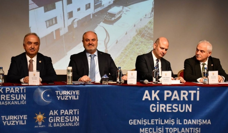 omerilerigenisltilmisildivanigiresun.jpg