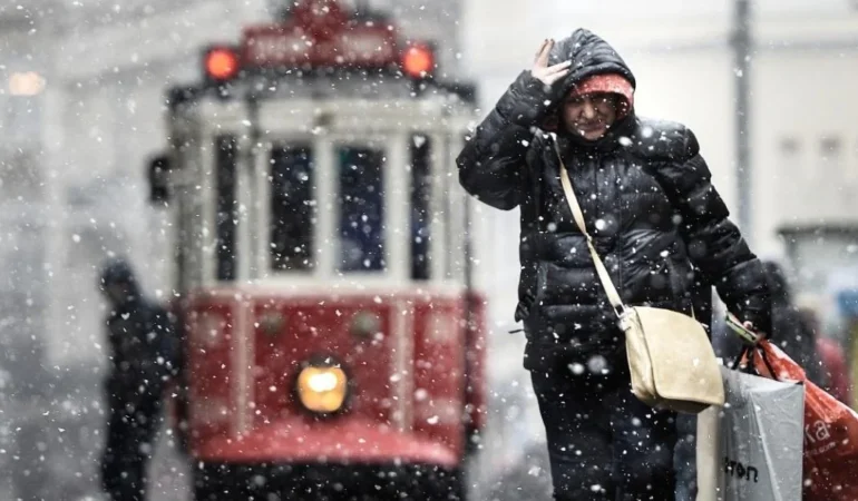 ankara-ve-istanbulda-sicaklik-7-dereceye-dusecek-bc7fe846-d035-474c-8543-39c7b1a9a7d1.webp.webp