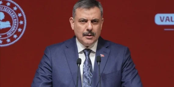 dev-kaymakamlar-kararnamesinin-ardindan-icisleri-bakani-ciftciden-ilk-aciklama-106a32447c119f6.webp.webp.webp