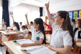turkiyede-egitim-gostergeleri-yukselisini-surduruyor-Yhp6KdRm.webp.webp.webp