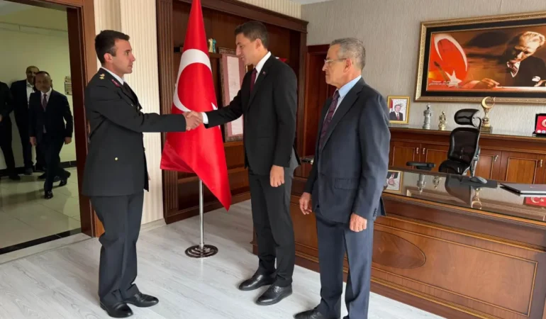 gudul-ilcesinde-30-agustos-zafer-bayrami-kutlamasi-106a942f9e507f8.webp.webp.webp