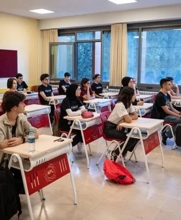 okul-ogrenci-sinif-2108254.webp.webp