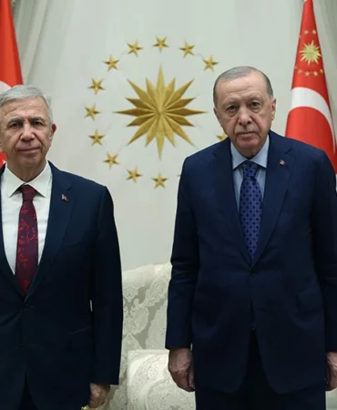 cumhurbaskani-erdogan-abb-baskani-mansur-yavasi-kabul-etti-106aa19ce26ab7f.webp.webp.webp