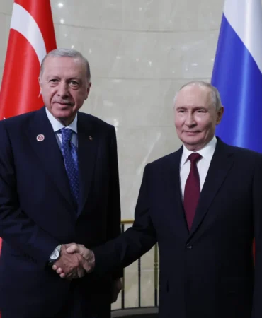 cumhurbaskani-erdogan-rusya-devlet-baskani-putin-ile-bir-araya-geldi-106a96e45701d99.webp.webp.webp
