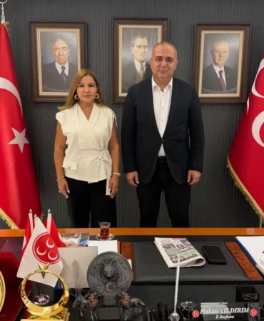 mhp-adana-il-baskani-hakan-yildirima-dr-demet-cardaktan-ziyaret-2-106ac1f840dc29e.webp-1024x864.webp.webp